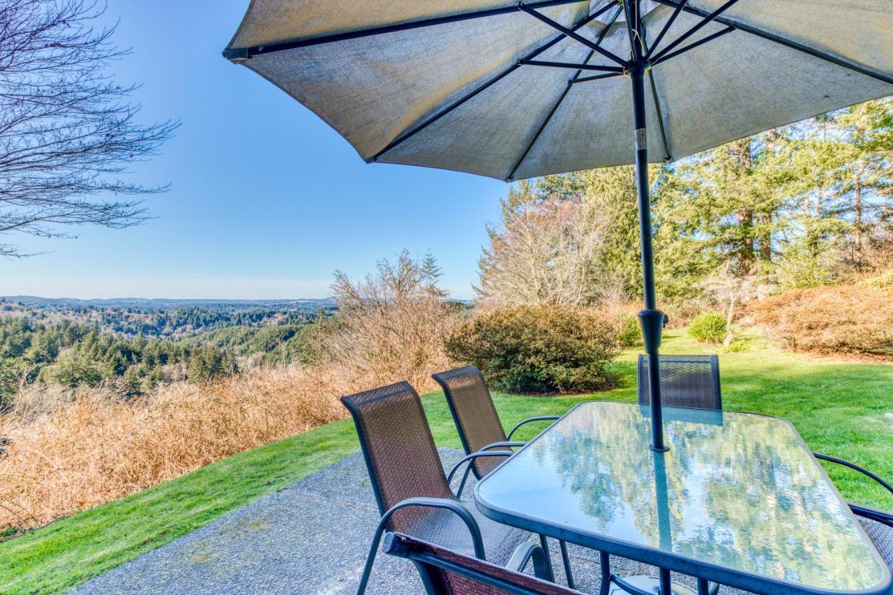 Forest Ridge Retreat Coos Bay Exterior photo